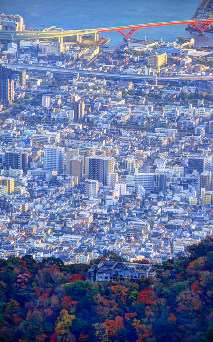 投稿写真：神戸市街と廃墟の女王