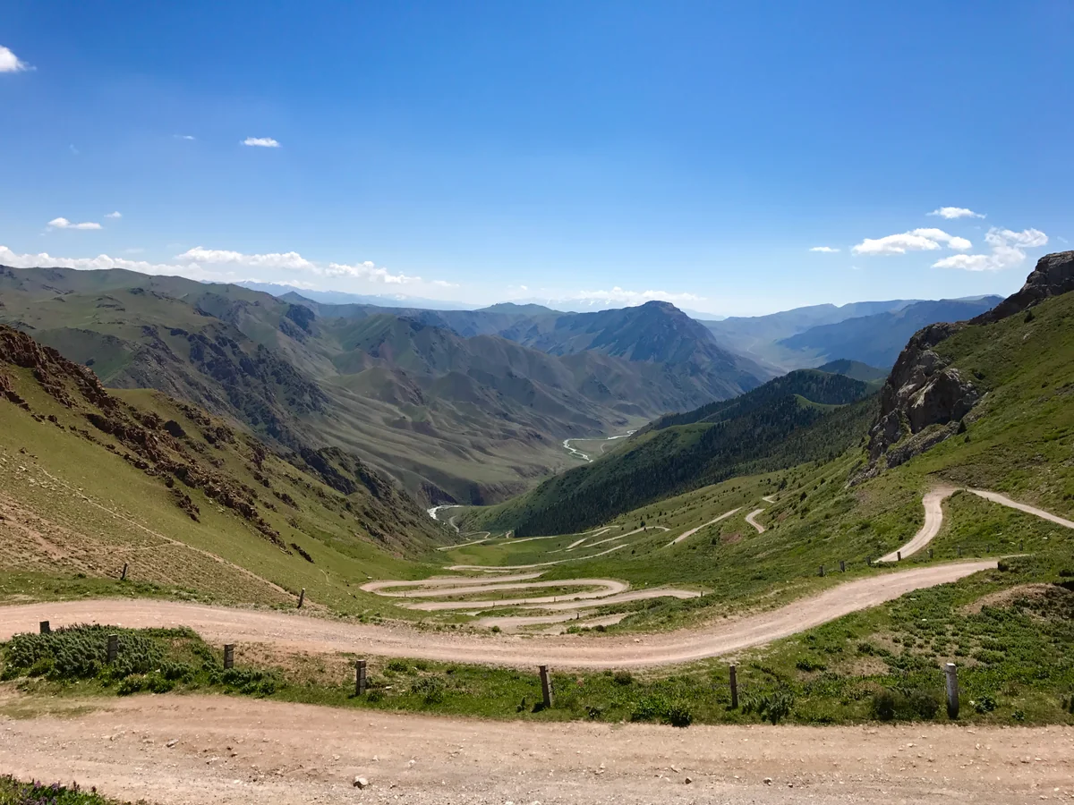 投稿写真：ソンクル湖からコチコルまでの道