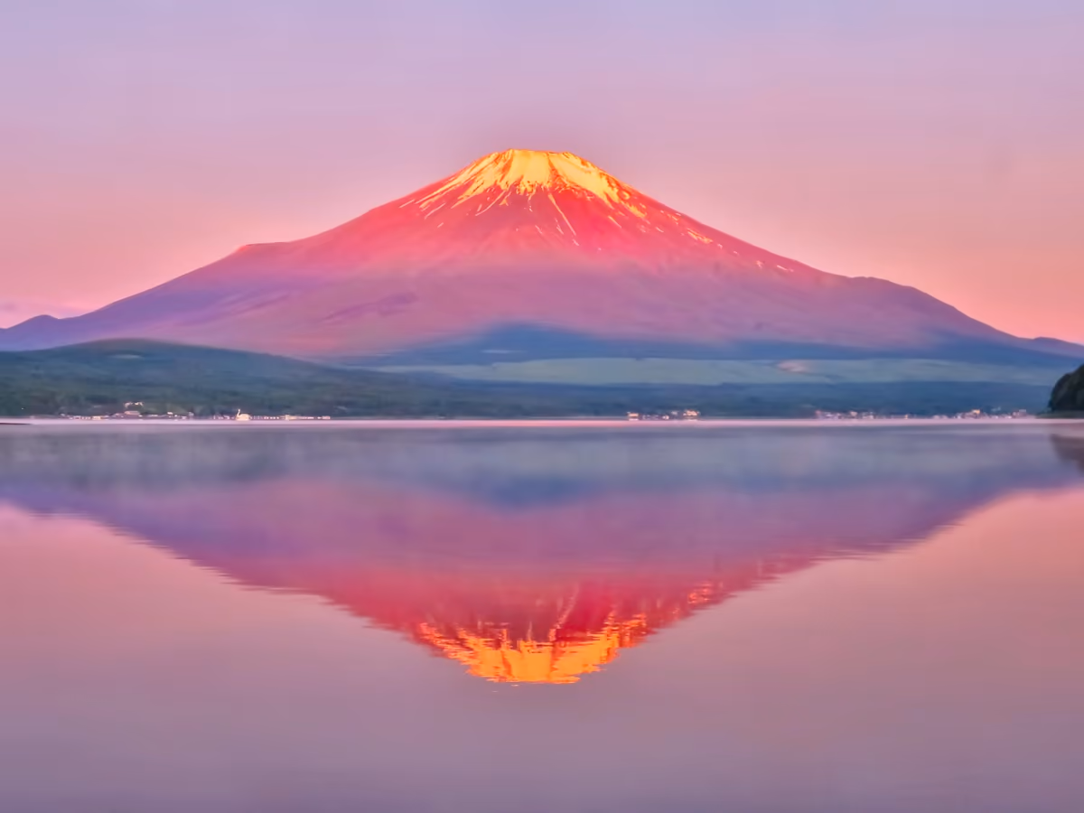 投稿写真：逆さ赤富士