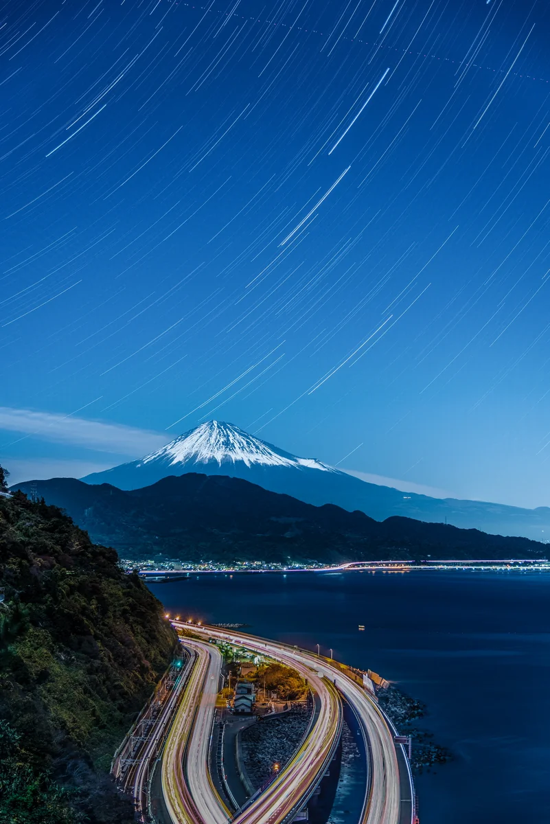 投稿写真：流れる光