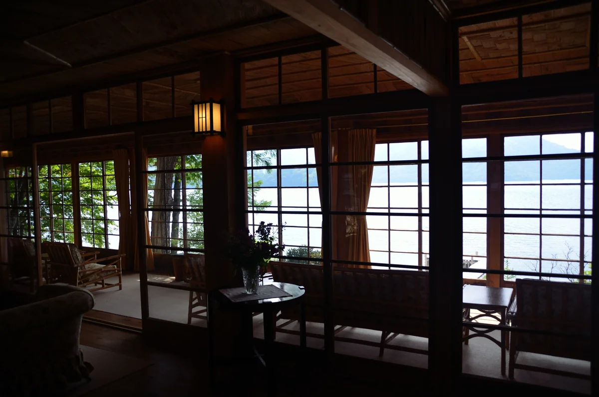 投稿写真：湖畔の山荘にて