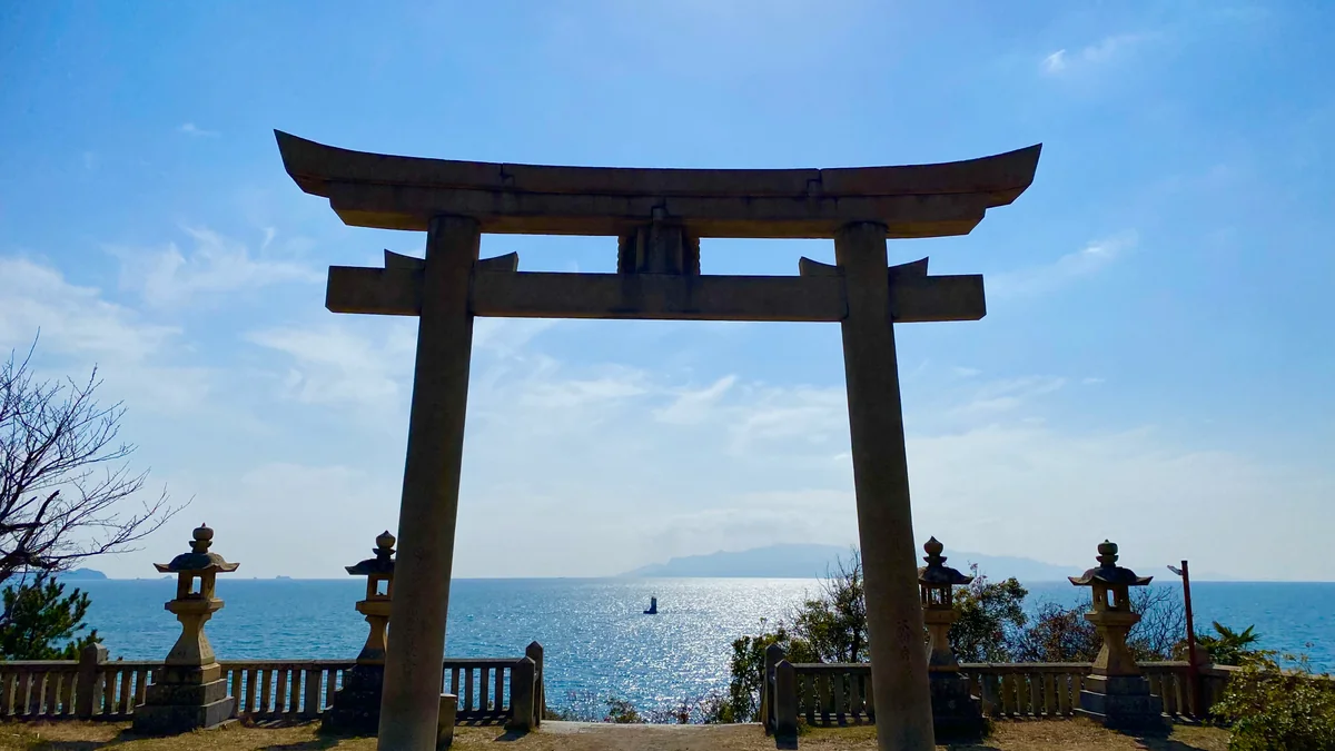 投稿写真：鳥居⛩の向こうは煌めく瀬戸内海国立公園