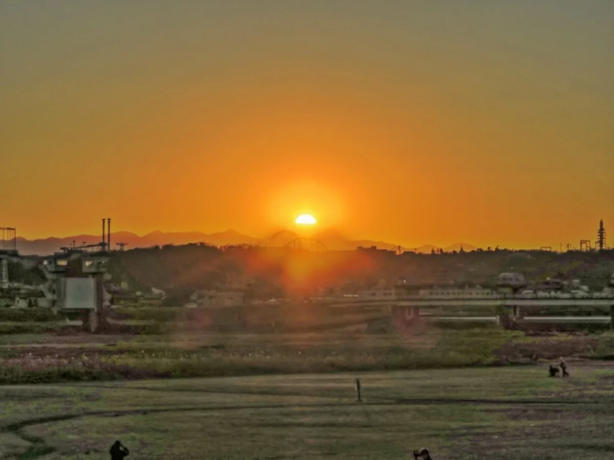 投稿写真：観覧車とダイヤモンド富士