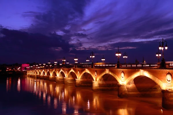 投稿：ボルドー　ピエール橋