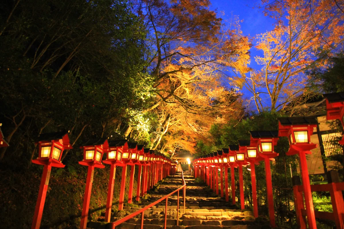 投稿写真：色付く貴船神社