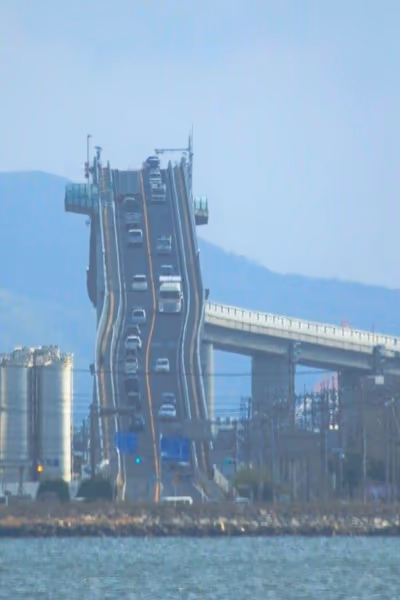 投稿：ベタ踏み坂