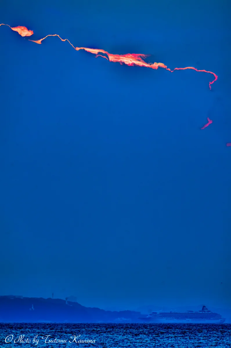 投稿写真：蒼の帳を進む、飛鳥Ⅱ