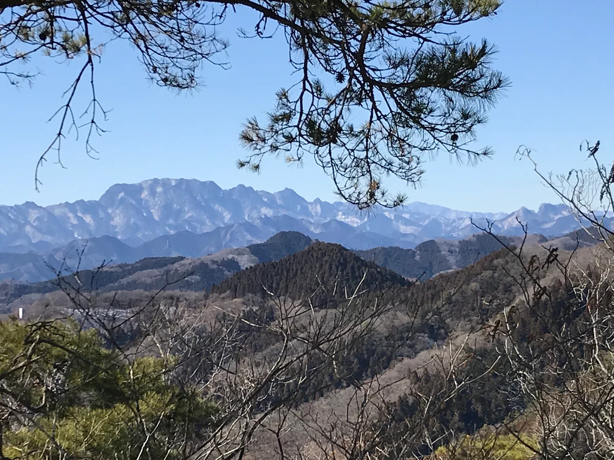 投稿写真：破風山から見る両神山。