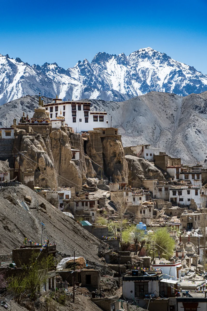 投稿写真：チベット仏教の僧院（ゴンパ）