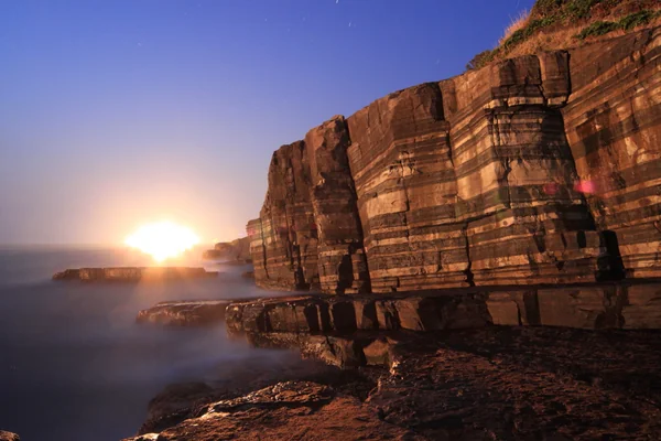 投稿：須佐のホルンフェルス