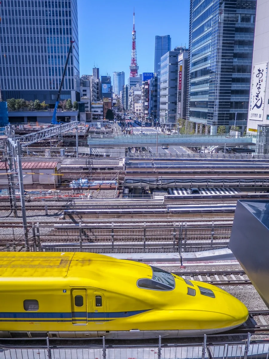 投稿写真：東京タワーとドクターイエロー