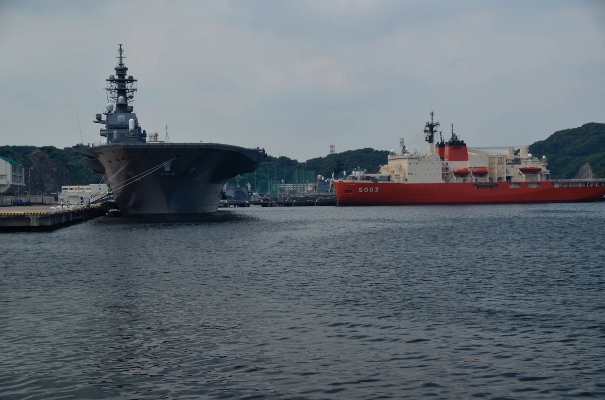 投稿写真：横須賀港