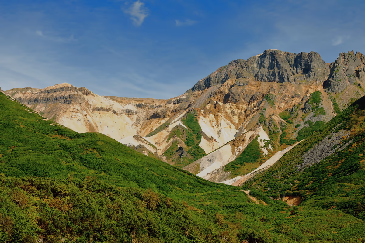 投稿写真：「秋空と上ホロカメットク山」