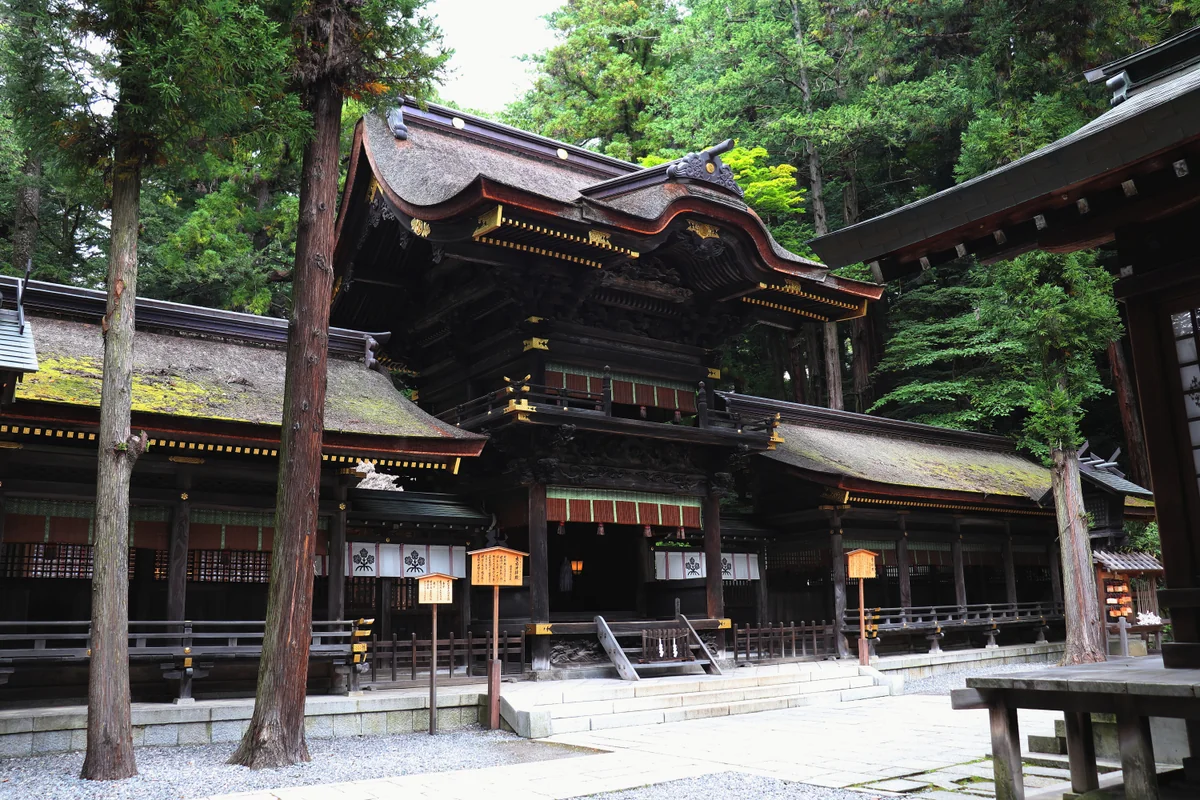 投稿写真：諏訪大社下社春宮左右片拝殿