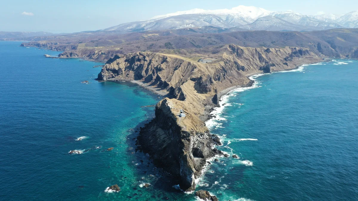 投稿写真：神威岬と積丹岳