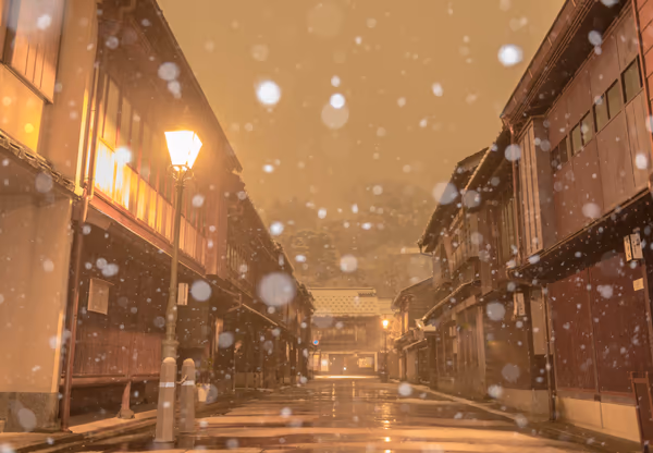 投稿：雪降る茶屋街