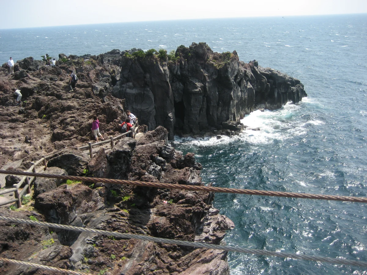 投稿写真：『門脇吊橋』＼城ヶ崎海岸