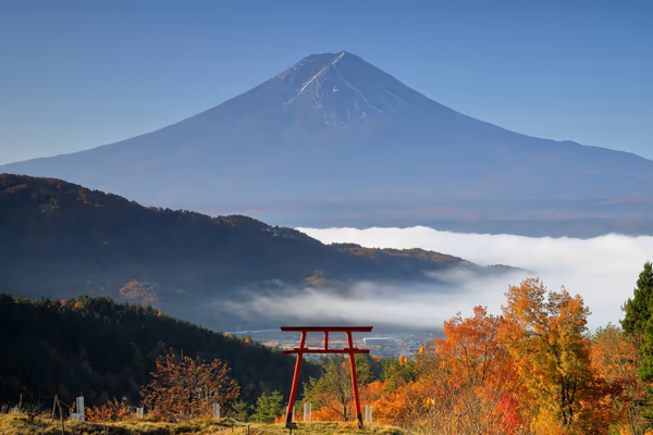 投稿：河口浅間神社遥拝所　紅葉と雲海と富士山
