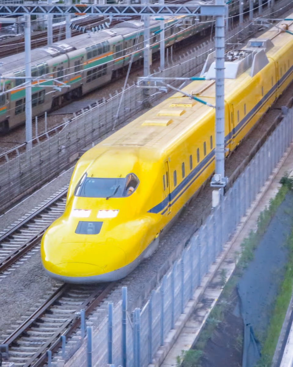 投稿写真：大井車両基地に向かうドクターイエロー