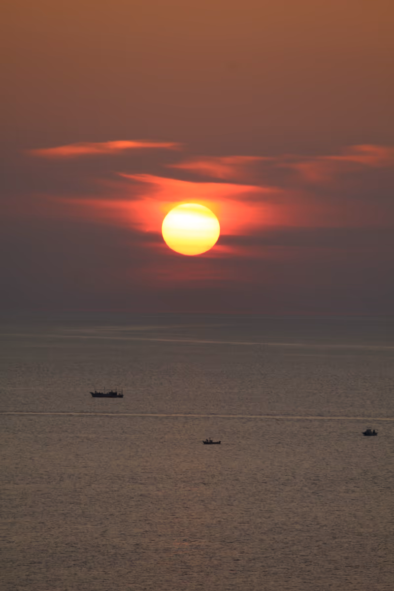 投稿写真：日本海に沈む夕日