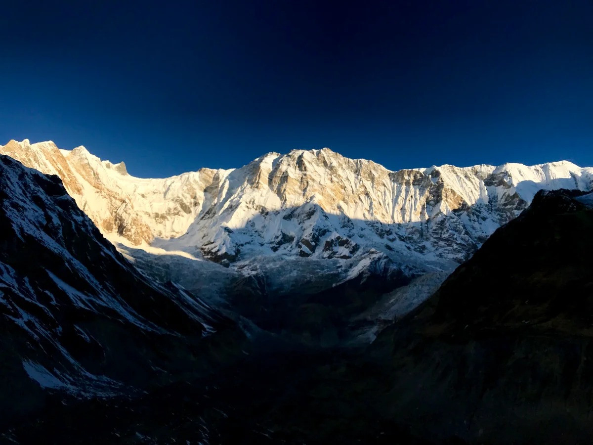 投稿写真：朝日に輝くアンナプルナI