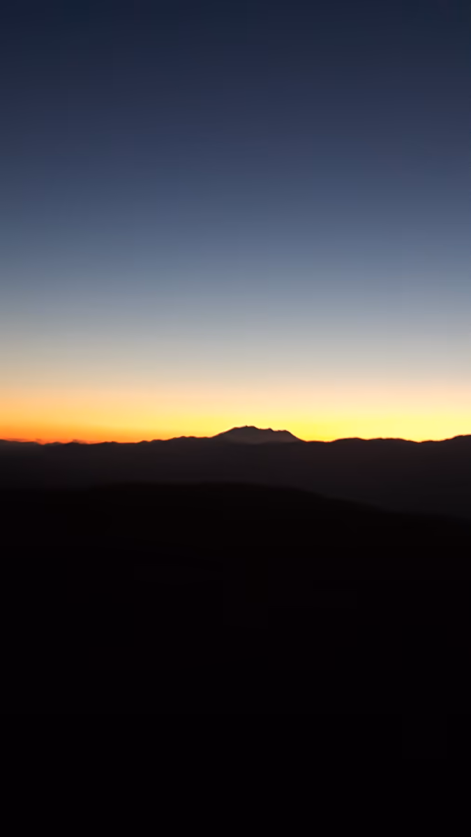 投稿写真：御嶽山の夕焼けとブルーモーメント