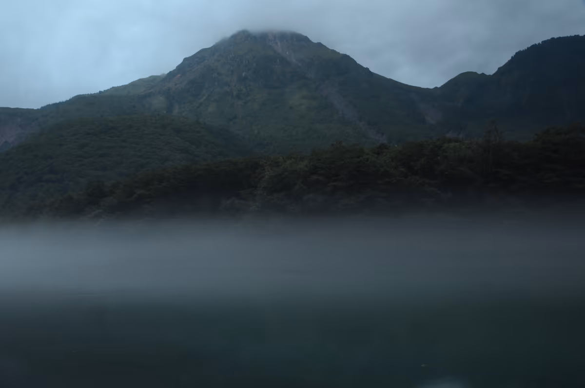 投稿写真：霧の中の焼岳