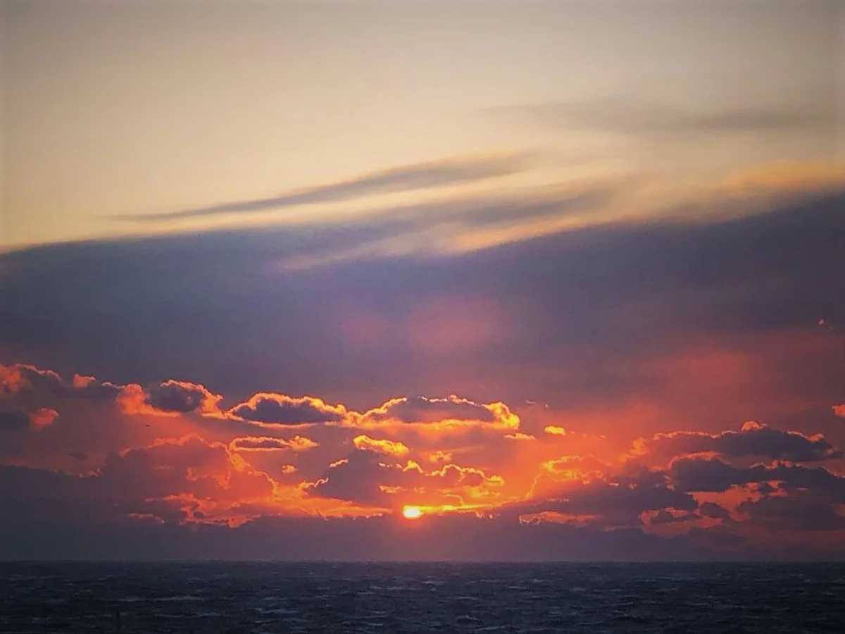 投稿写真：太陽が沈む瞬間