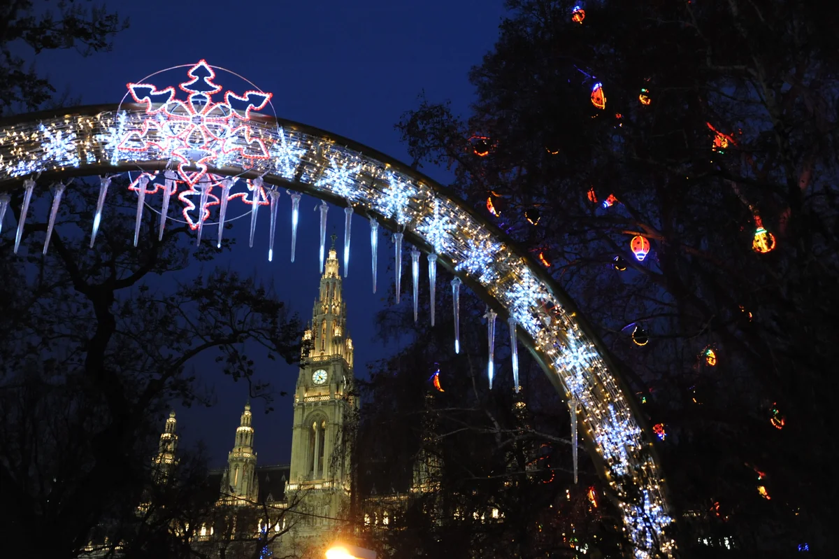 投稿写真：ウイーン市庁舎・クリスマスマーケット