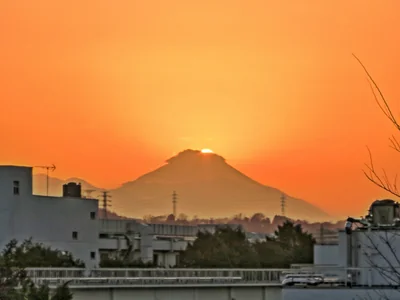 投稿：ダイヤモンド笠雲富士最後の輝き