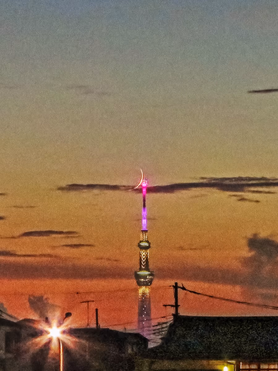 投稿写真：二日月パールスカイツリー~タッチ！
