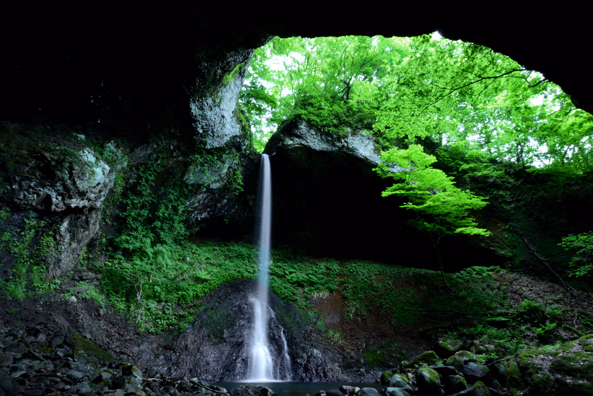 投稿写真：岩窟の涼