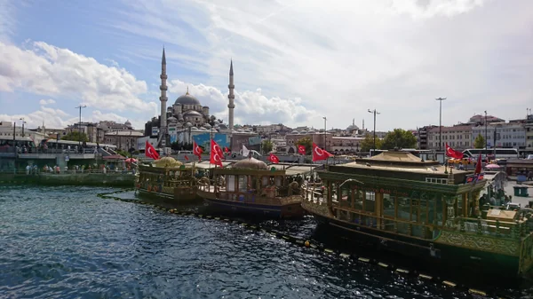 投稿：イスタンブール　ガラタ橋から