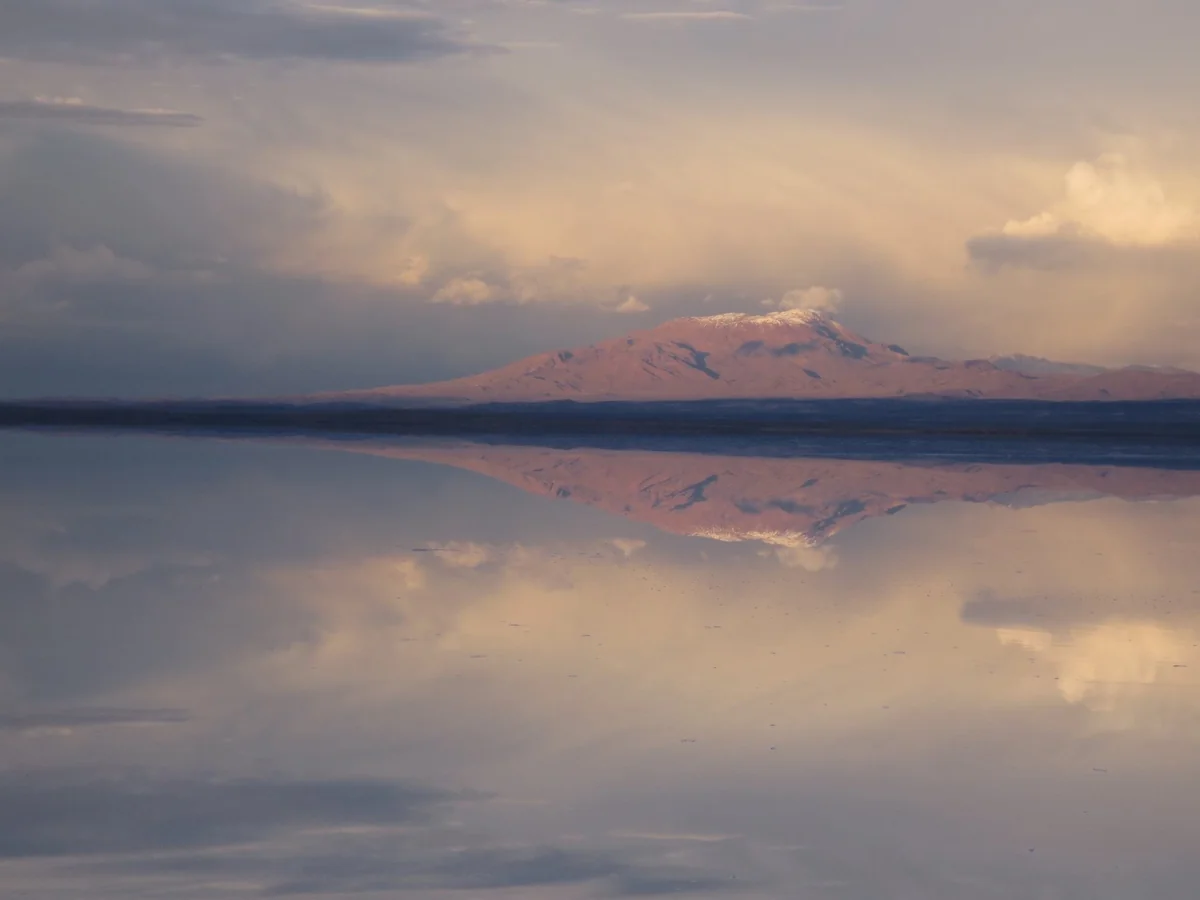 投稿写真：ウユニ塩湖の鏡張り