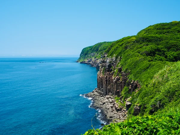 投稿：塩俵断崖