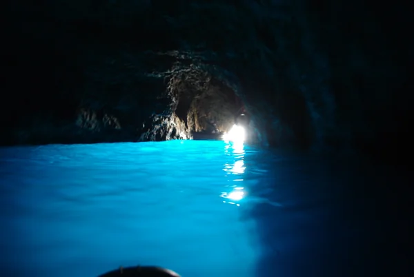 投稿：神秘の青の洞窟