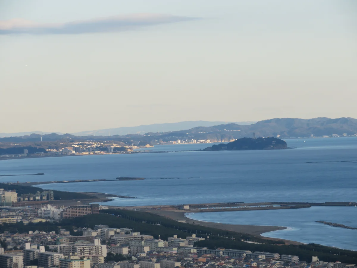 投稿写真：湘南平より江の島を望む
