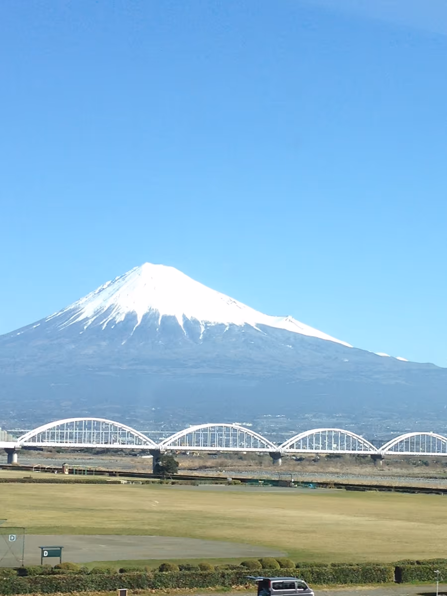投稿写真：晴天雪富士
