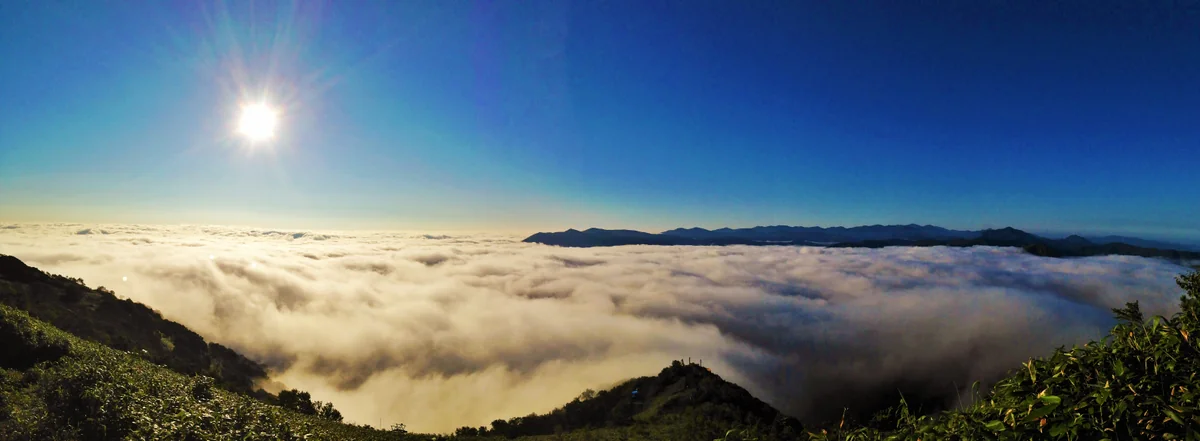 投稿写真：空を流れる雲河