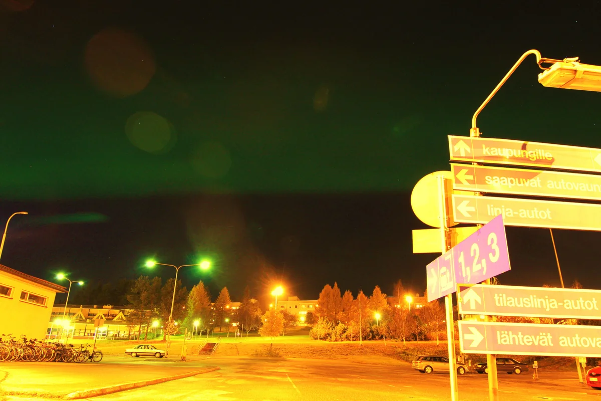 投稿写真：街中で見かけたオーロラ