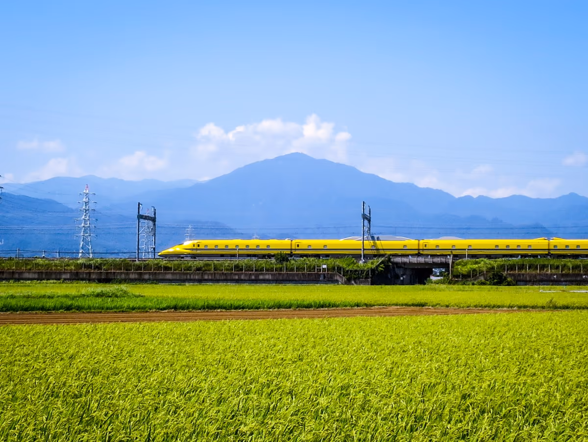 投稿写真：ドクターイエローと大山