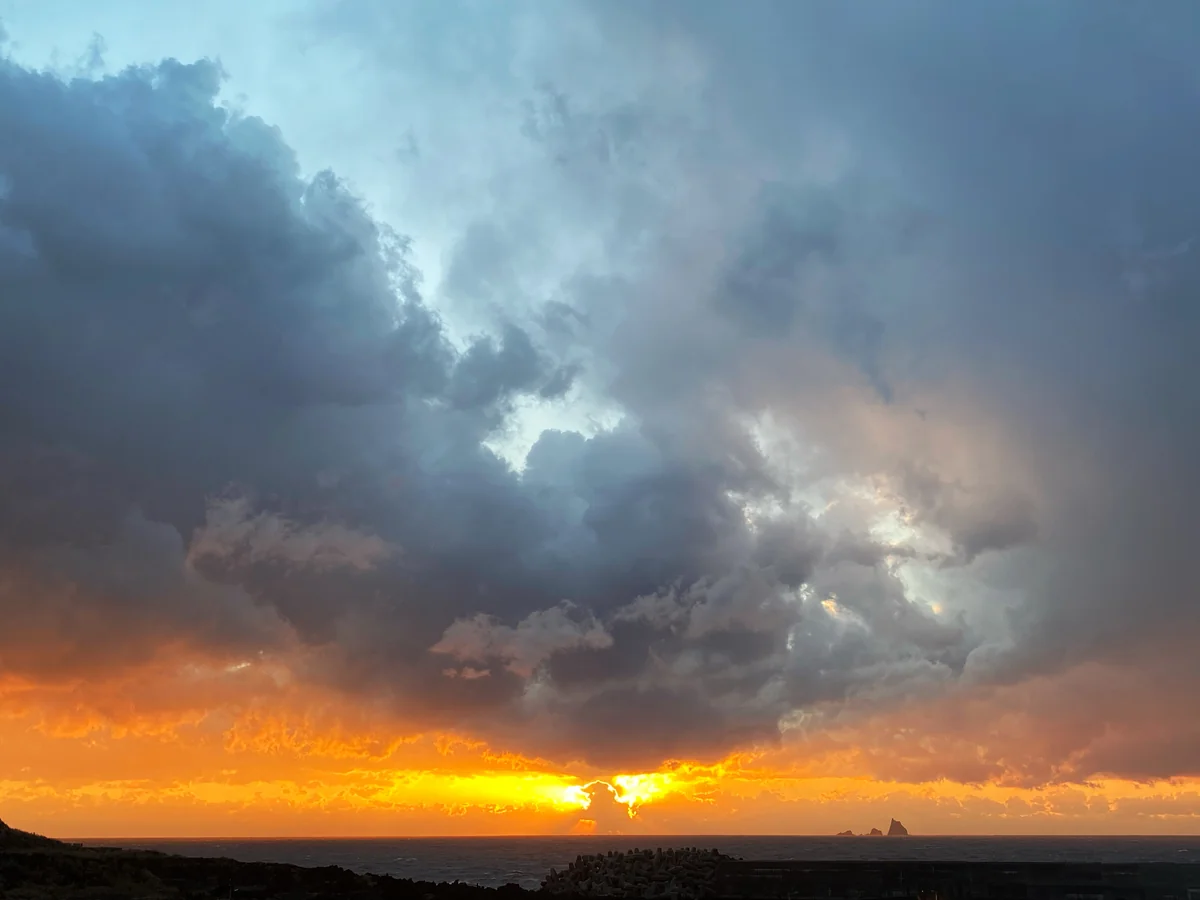 投稿写真：燃えるような空