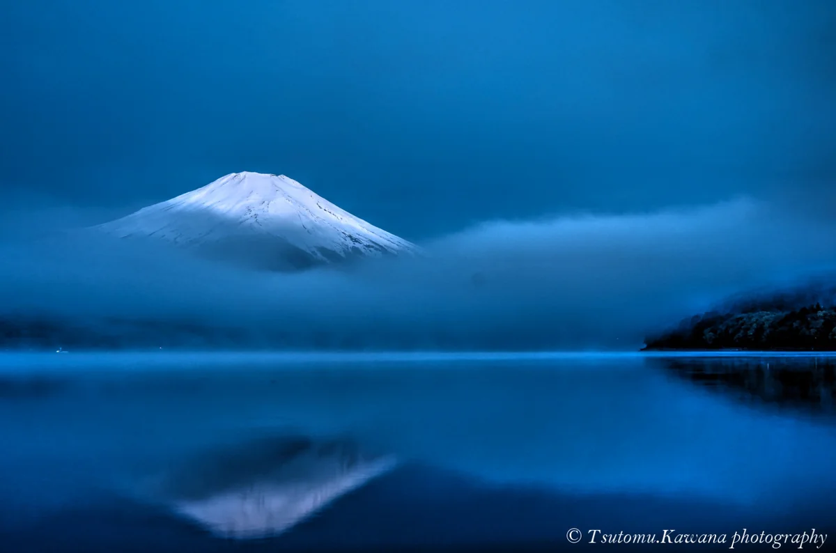 投稿写真：湖畔の夜明け前