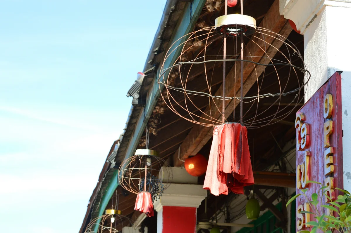 投稿写真：ラオスのカフェ通り