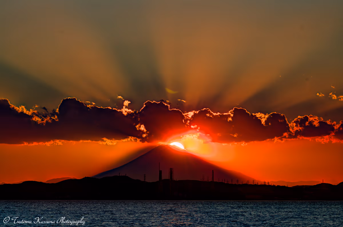 投稿写真：房総ダイヤモンド天空の光芒。