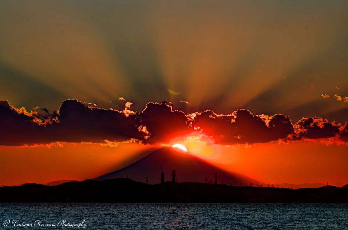投稿写真：房総ダイヤモンド天空の光芒。