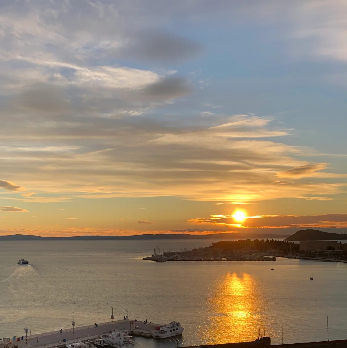 投稿写真：アドリア海の夕陽