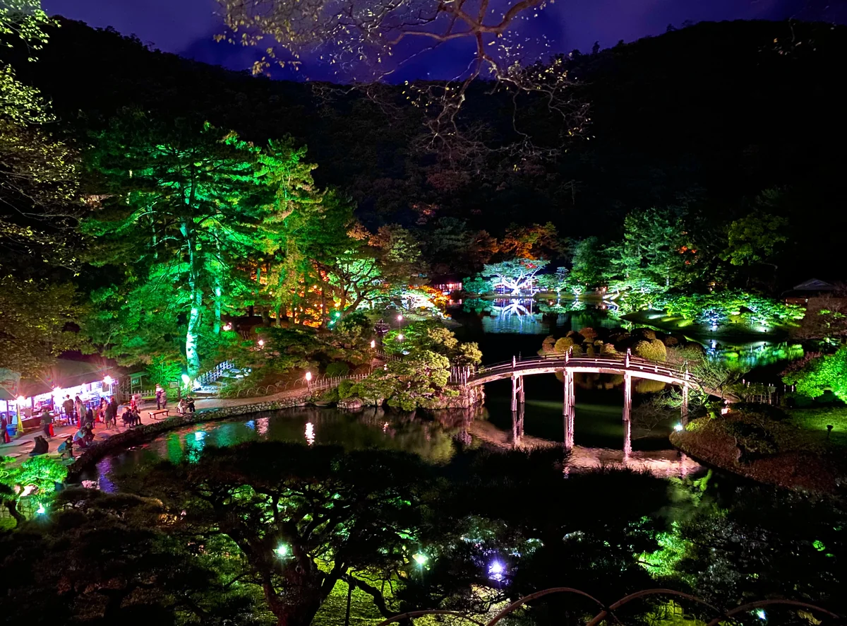 投稿写真：特別名勝 栗林公園の紅葉ライトアップ