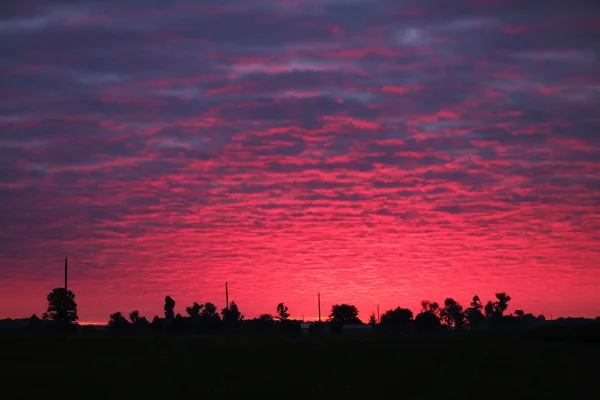 投稿：オハイオの夜明け