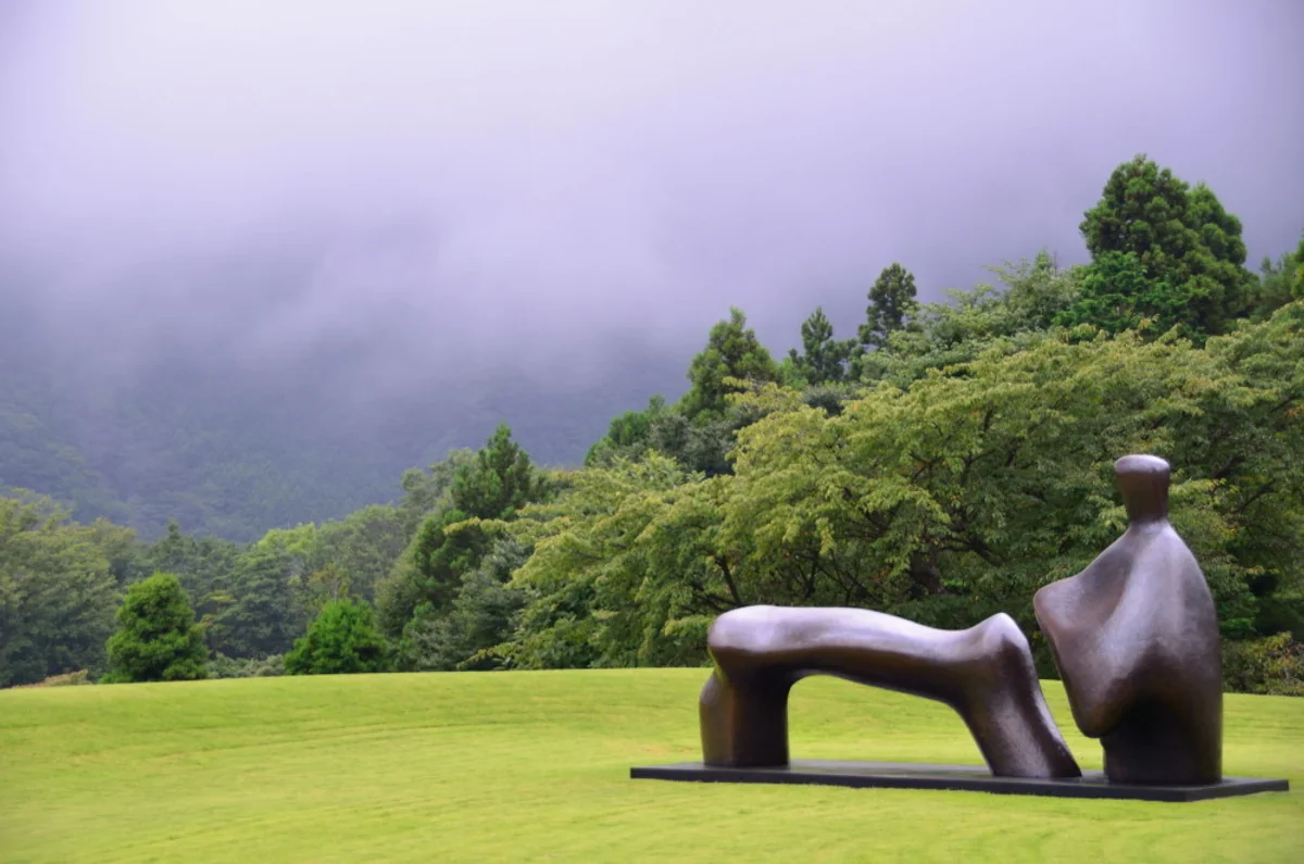 投稿写真：雨天の彫刻